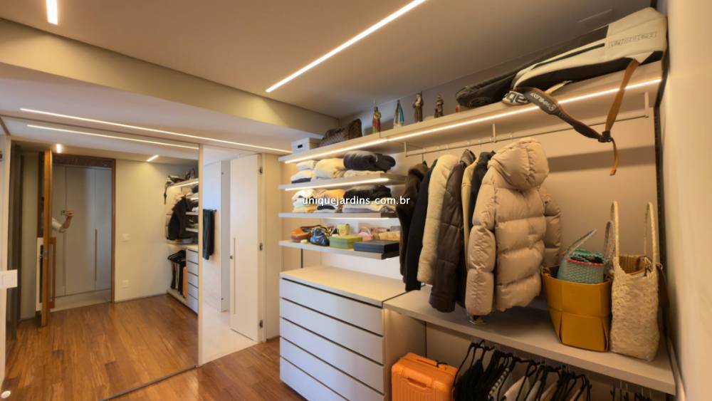 Apartamento à venda na Rua PintassilgoMoema - 999-apartamento-moema-sao-paulo-122148-9.jpg