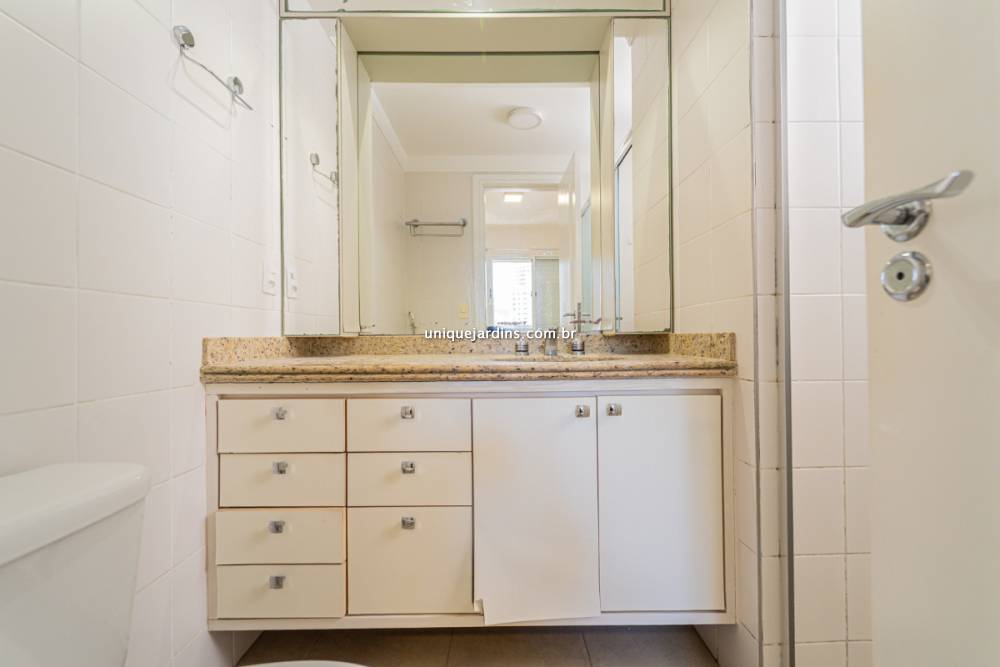 Apartamento à venda na Avenida JamarisMoema - 999-apartamento-moema-sao-paulo-171126-11.jpg