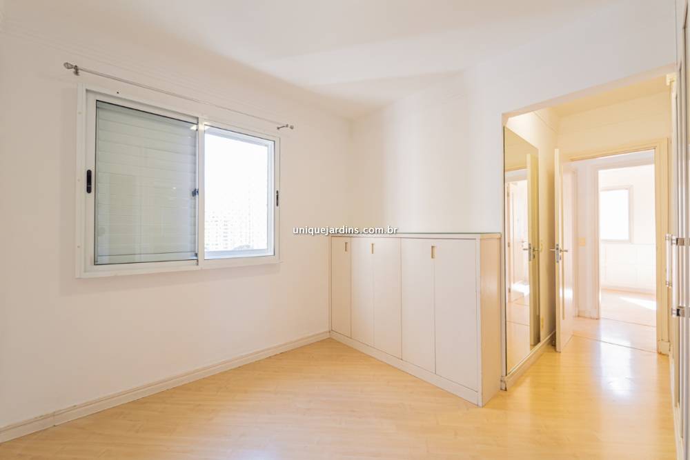 Apartamento à venda na Avenida JamarisMoema - 999-apartamento-moema-sao-paulo-171126-5.jpg