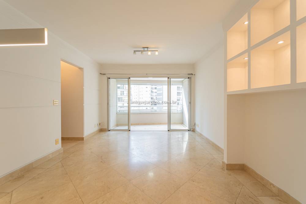 Apartamento à venda na Avenida JamarisMoema - apartamento-moema-sao-paulo-170902-1.jpg