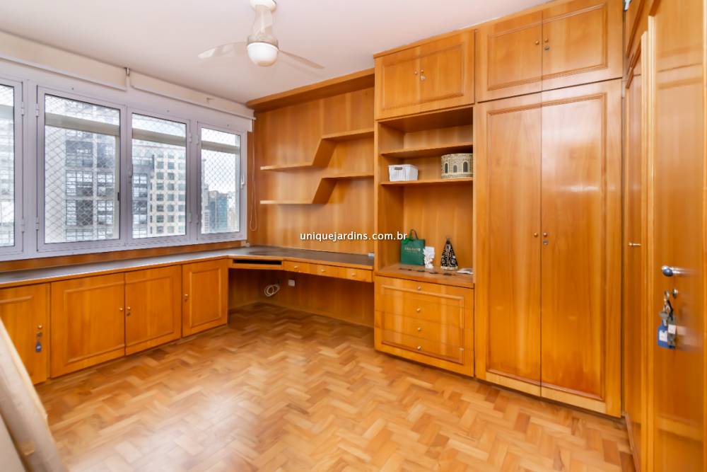 Apartamento à venda na Rua João LourençoVila Nova Conceição - 999-apartamento-vila-nova-conceicao-sao-paulo-131203-14.jpg