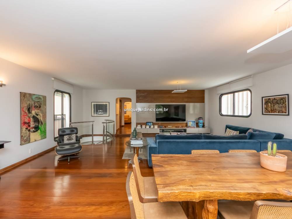 Apartamento à venda na Rua Oscar FreireJardim América - 999-apartamento-jardim-america-sao-paulo-111730-0.jpg