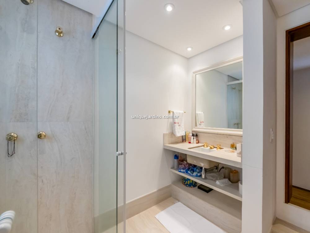 Apartamento à venda na Rua Oscar FreireJardim América - 999-apartamento-jardim-america-sao-paulo-111844-0.jpg
