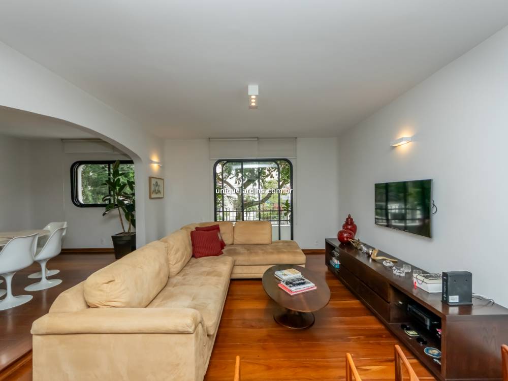 Apartamento à venda na Rua Oscar FreireJardim América - 999-apartamento-jardim-america-sao-paulo-111844-2.jpg