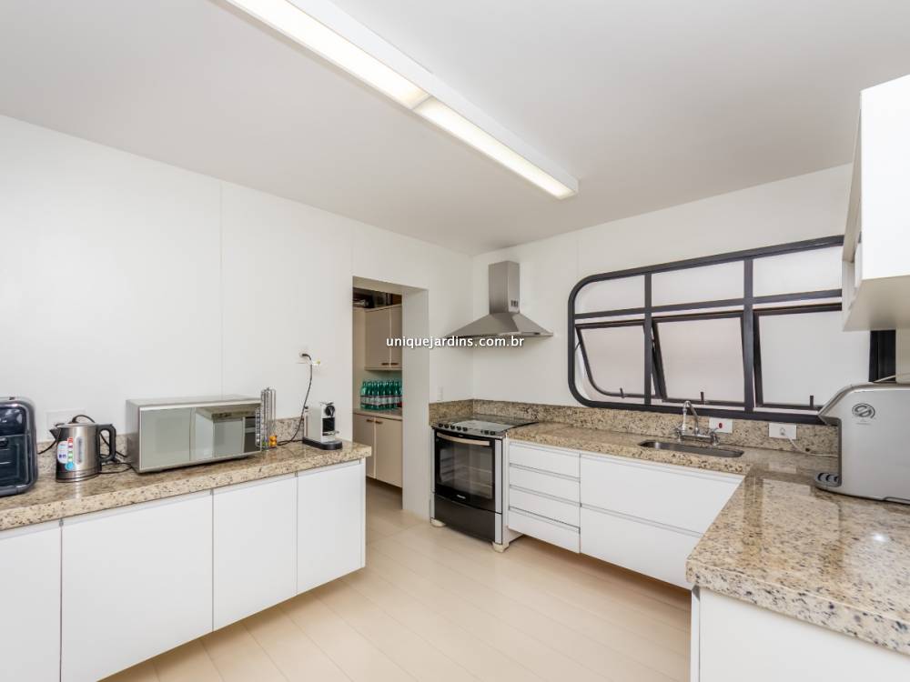 Apartamento à venda na Rua Oscar FreireJardim América - 999-apartamento-jardim-america-sao-paulo-111845-10.jpg