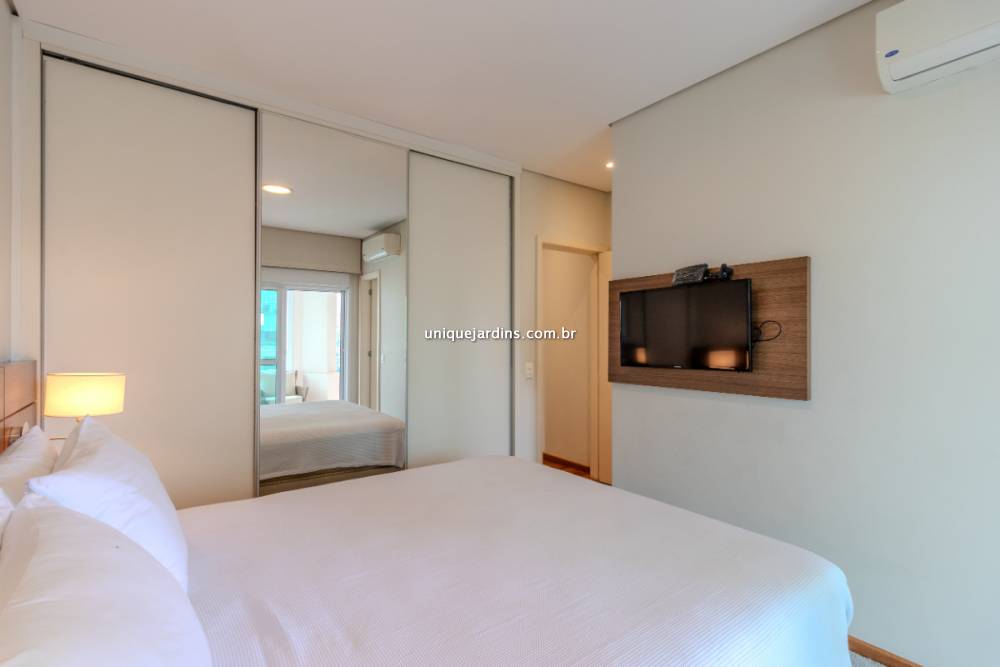 Apartamento à venda na Rua São ToméVila Olímpia - 999-apartamento-vila-olimpia-sao-paulo-114624-0.jpg
