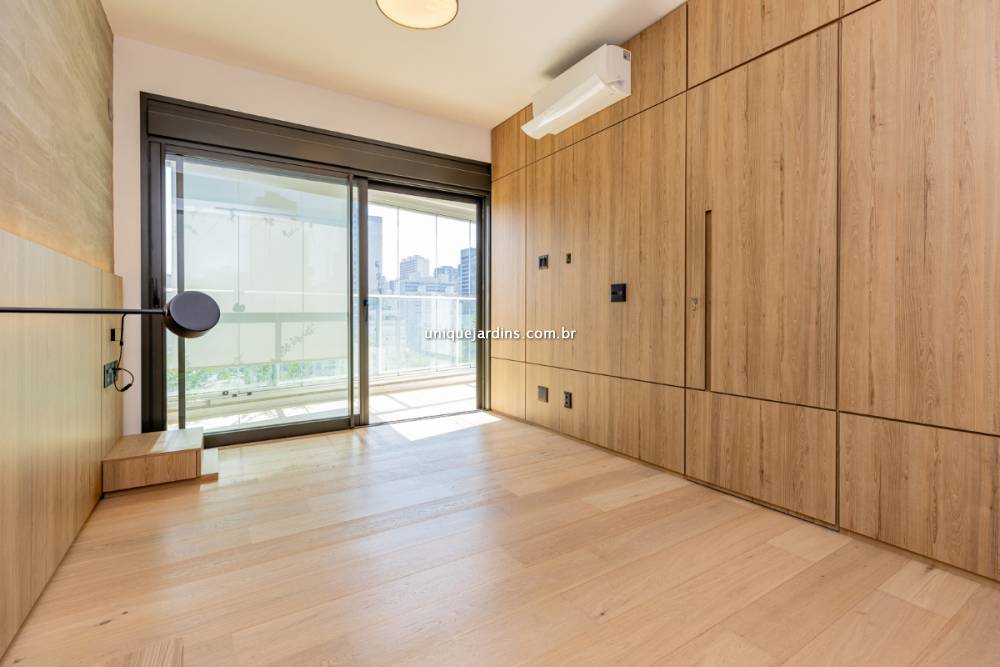 Apartamento à venda na Avenida RebouçasPinheiros - 999-apartamento-pinheiros-sao-paulo-131328-2.jpg