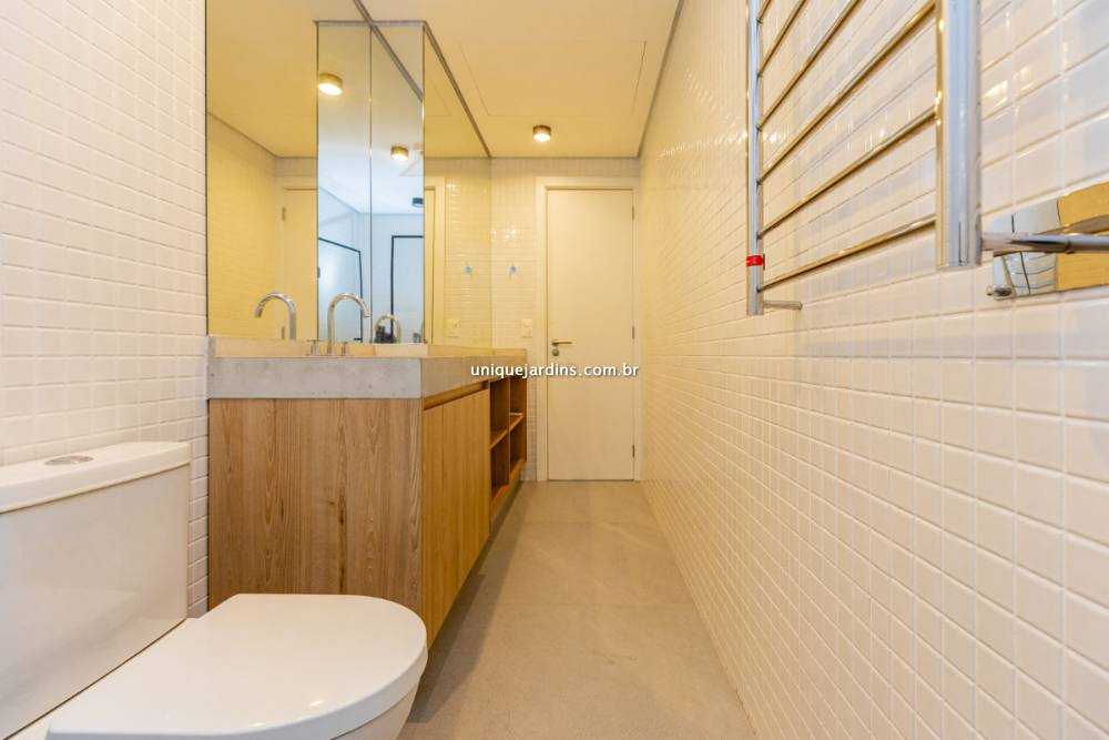 Apartamento à venda na Avenida RebouçasPinheiros - 999-apartamento-pinheiros-sao-paulo-131328-5.jpg