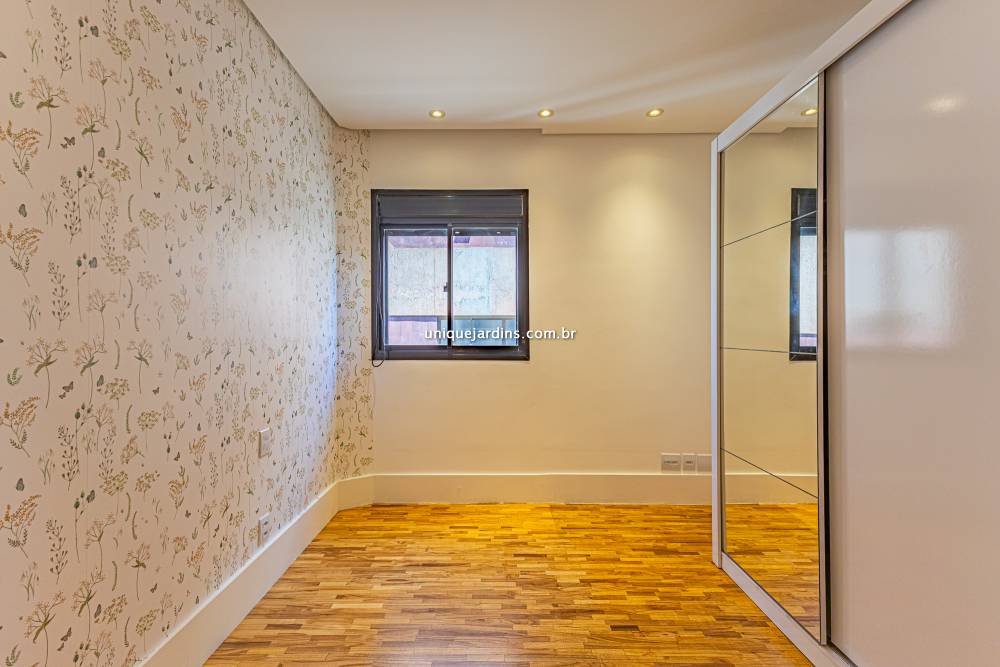 Cobertura Duplex para alugar na Alameda Casa BrancaJardim América - 999-apartamento-jardim-america-sao-paulo-090600-4.jpg