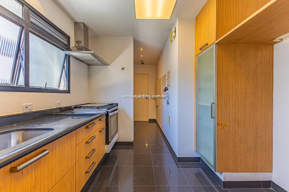 Cobertura Duplex para alugar na Alameda Casa BrancaJardim América - 999-apartamento-jardim-america-sao-paulo-090600-9.jpg