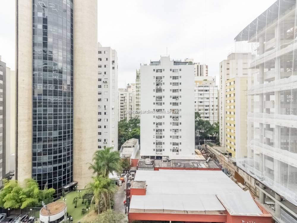 Apartamento à venda na Rua Doutor Renato Paes de BarrosItaim Bibi - apartamento-itaim-bibi-sao-paulo-145914-7.jpg
