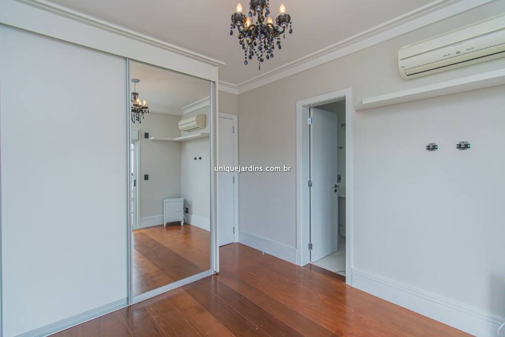 Apartamento à venda na Rua TupiHigienópolis - 999-apartamento-higienopolis-sao-paulo-100741-0.jpg