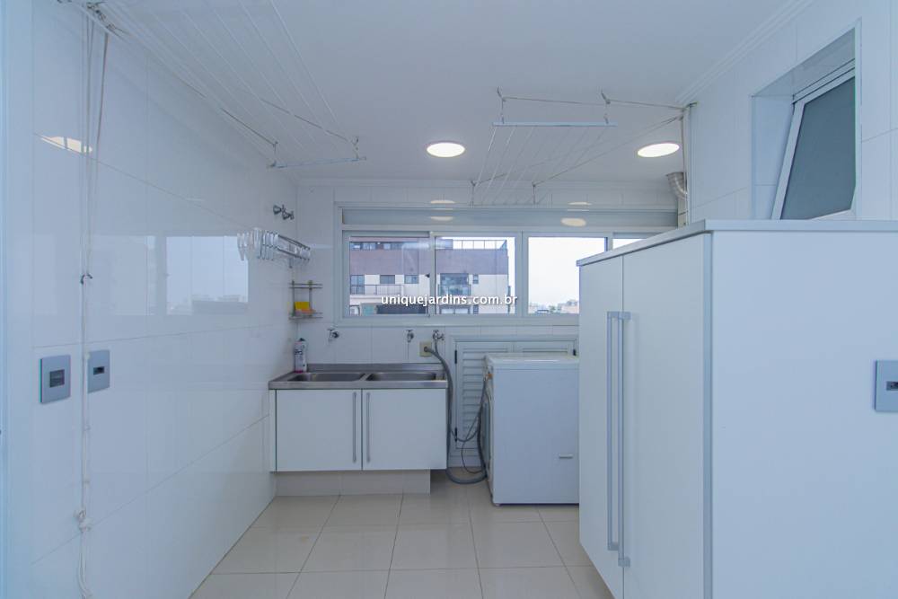 Apartamento à venda na Rua TupiHigienópolis - 999-apartamento-higienopolis-sao-paulo-100802-2.jpg