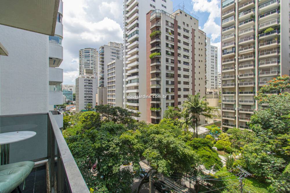 Apartamento à venda na Rua Doutor Brasílio MachadoHigienópolis - 999-apartamento-higienopolis-sao-paulo-103215-4.jpg