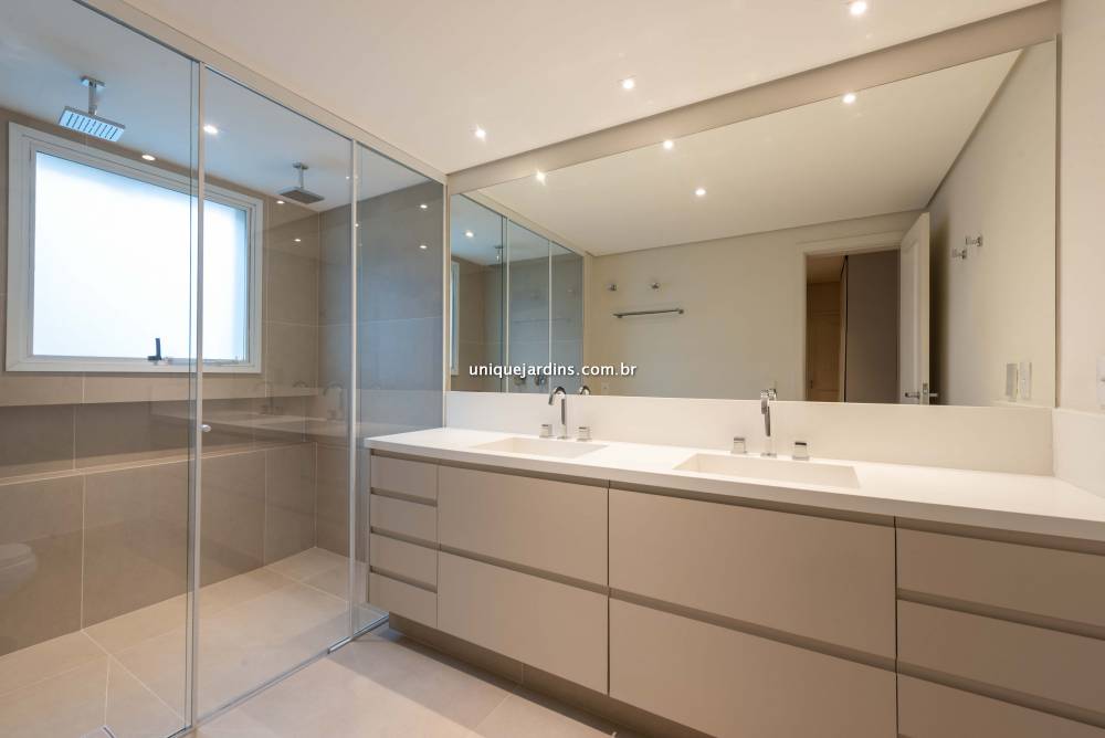 Apartamento à venda na Avenida JuritiMoema - 999-apartamento-moema-sao-paulo-140655-5.jpg