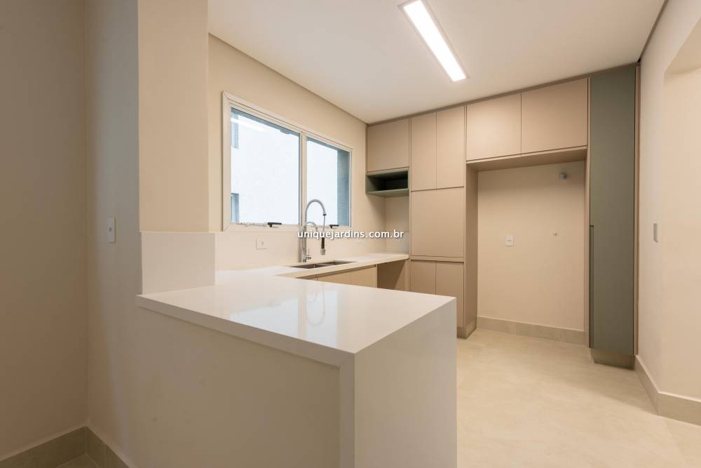 Apartamento à venda na Avenida JuritiMoema - 999-apartamento-moema-sao-paulo-140659-10.jpg
