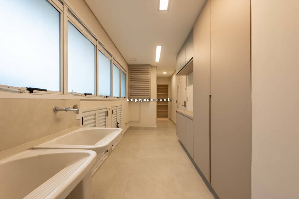 Apartamento à venda na Avenida JuritiMoema - 999-apartamento-moema-sao-paulo-140702-14.jpg