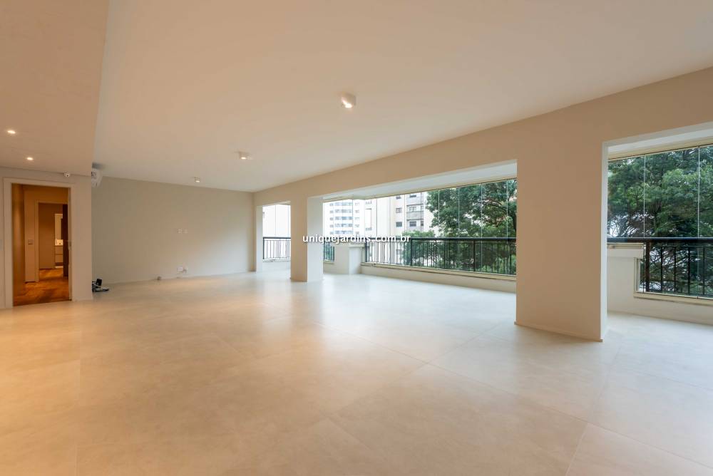 Apartamento venda Moema - Referência AP16472