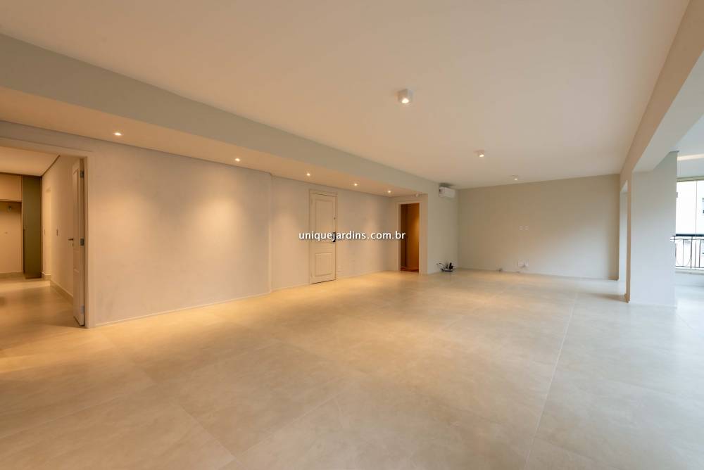 Apartamento à venda na Avenida JuritiMoema - apartamento-moema-sao-paulo-140616-2.jpg