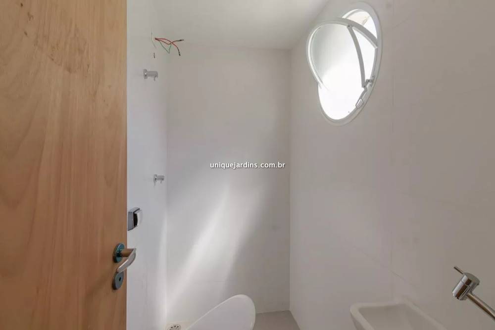 Apartamento à venda na Rua Jesuíno ArrudaItaim Bibi - 999-apartamento-itaim-bibi-sao-paulo-201230-0.jpg