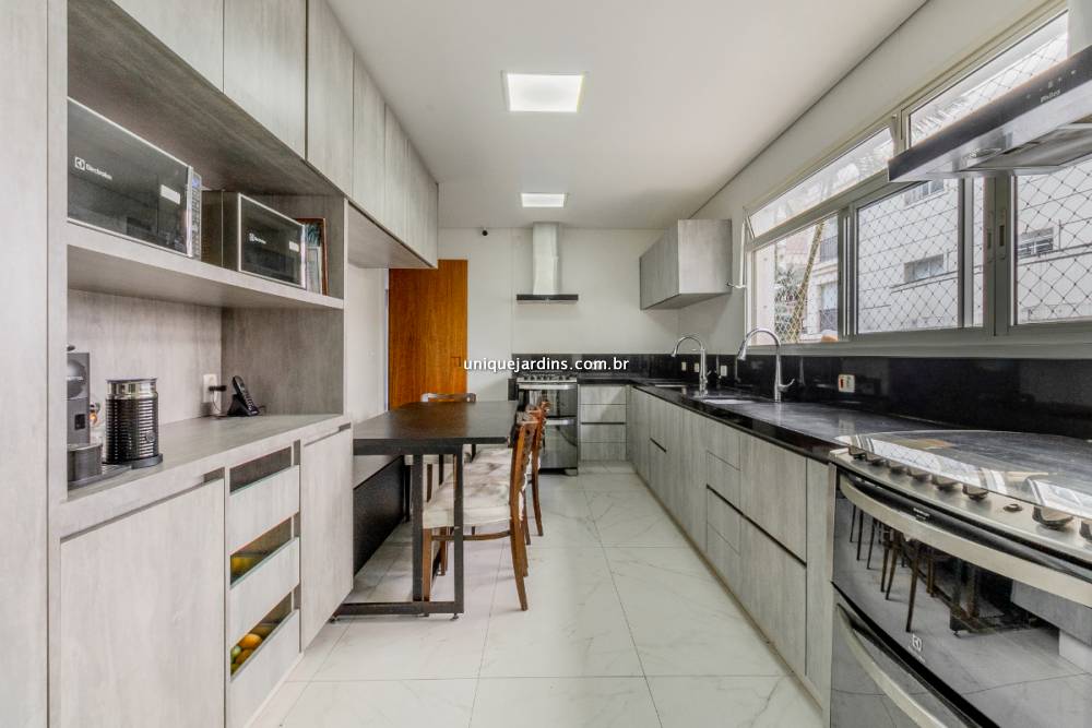 Apartamento à venda na Rua Dr. Gabriel dos SantosHigienópolis - 999-apartamento-higienopolis-sao-paulo-100228-9.jpg