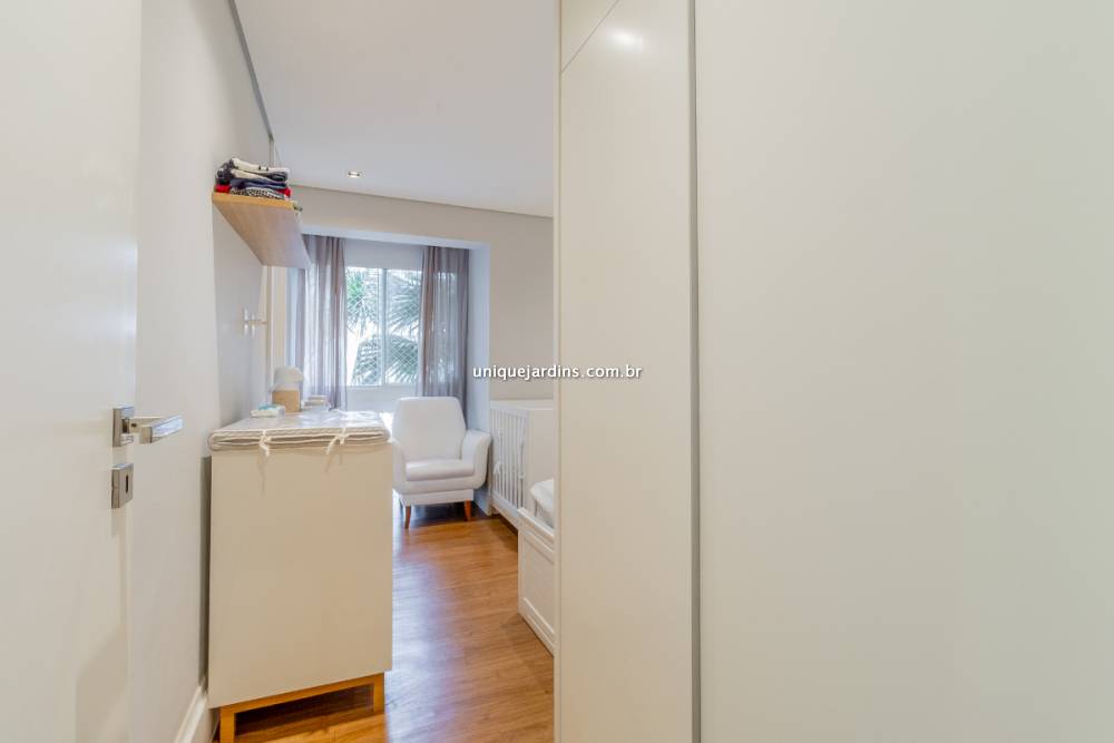 Apartamento à venda na Rua Dr. Gabriel dos SantosHigienópolis - 999-apartamento-higienopolis-sao-paulo-100229-16.jpg