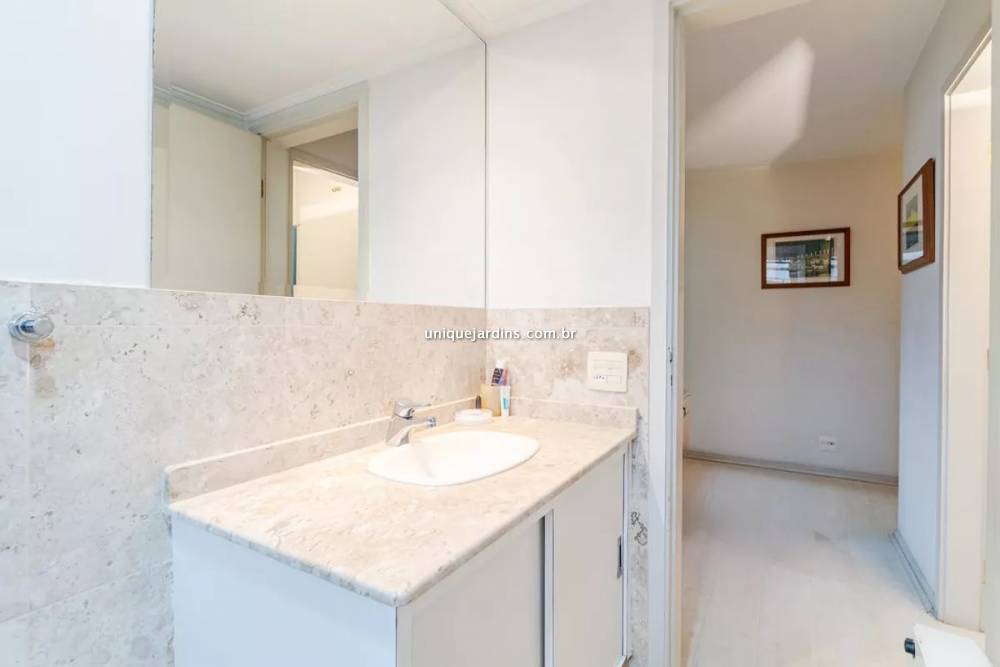 Apartamento à venda na Rua Oscar FreireJardim América - 999-apartamento-jardim-america-sao-paulo-113457-19.jpg