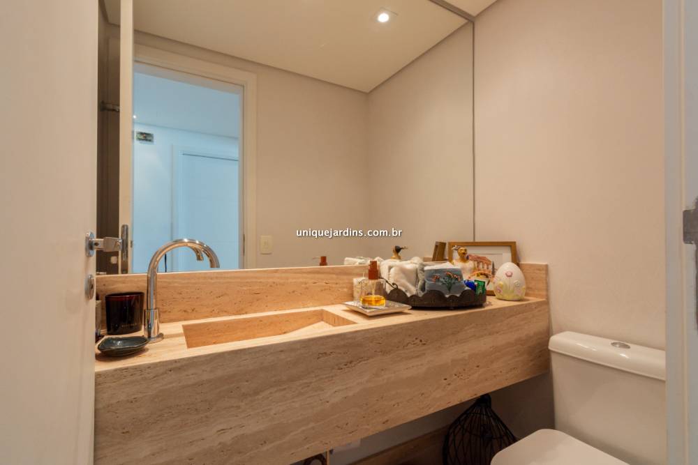 Apartamento à venda na Avenida JuritiMoema - 999-apartamento-moema-sao-paulo-140055-4.jpg
