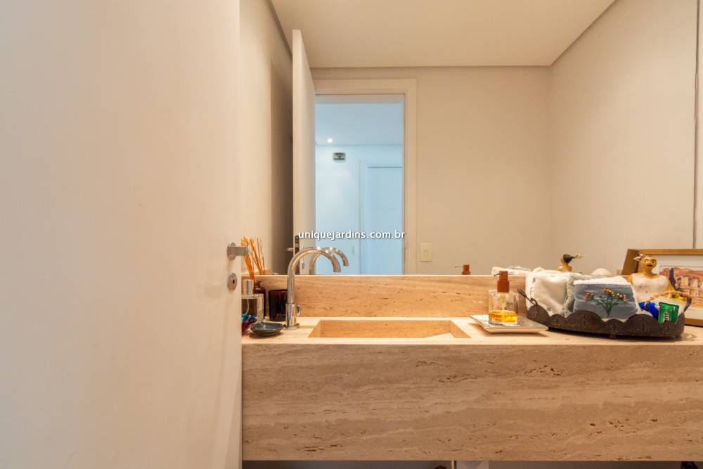 Apartamento à venda na Avenida JuritiMoema - 999-apartamento-moema-sao-paulo-140055-5.jpg