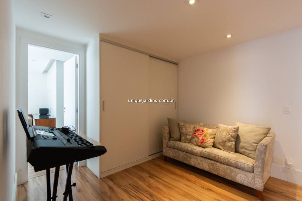 Apartamento à venda na Avenida JuritiMoema - 999-apartamento-moema-sao-paulo-140056-12.jpg