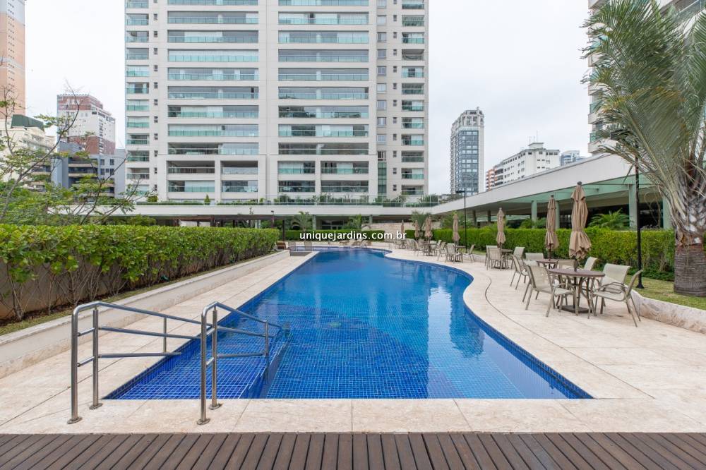Apartamento à venda na Avenida JuritiMoema - 999-apartamento-moema-sao-paulo-140135-0.jpg