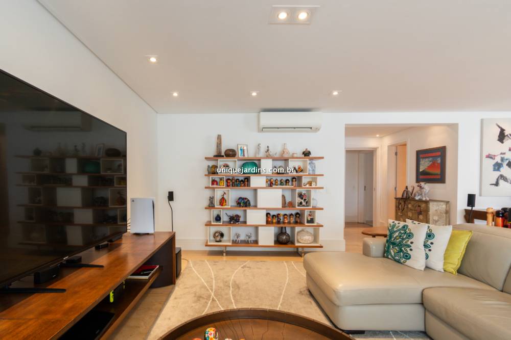 Apartamento à venda na Avenida JuritiMoema - apartamento-moema-sao-paulo-140042-10.jpg