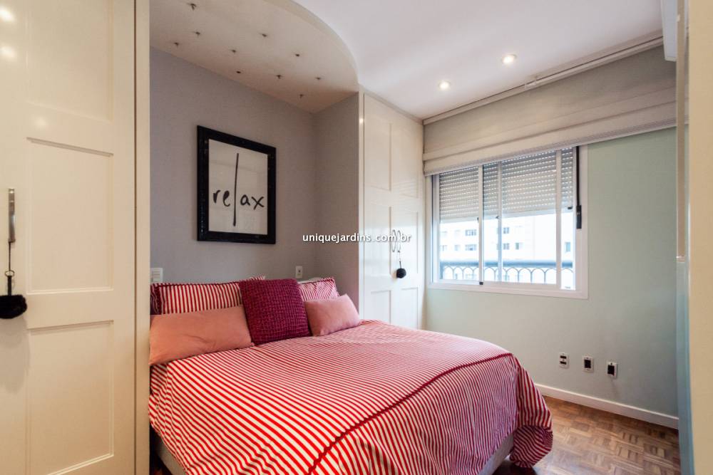 Apartamento à venda na Avenida JurucêMoema - 999-apartamento-moema-sao-paulo-142054-0.jpg