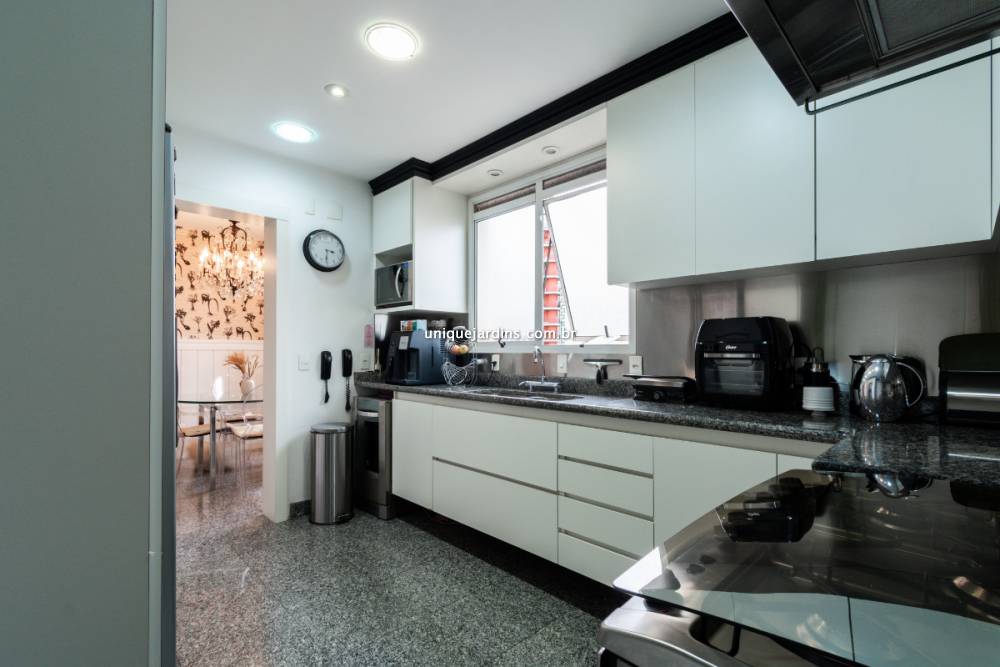 Apartamento à venda na Avenida JurucêMoema - 999-apartamento-moema-sao-paulo-142056-15.jpg