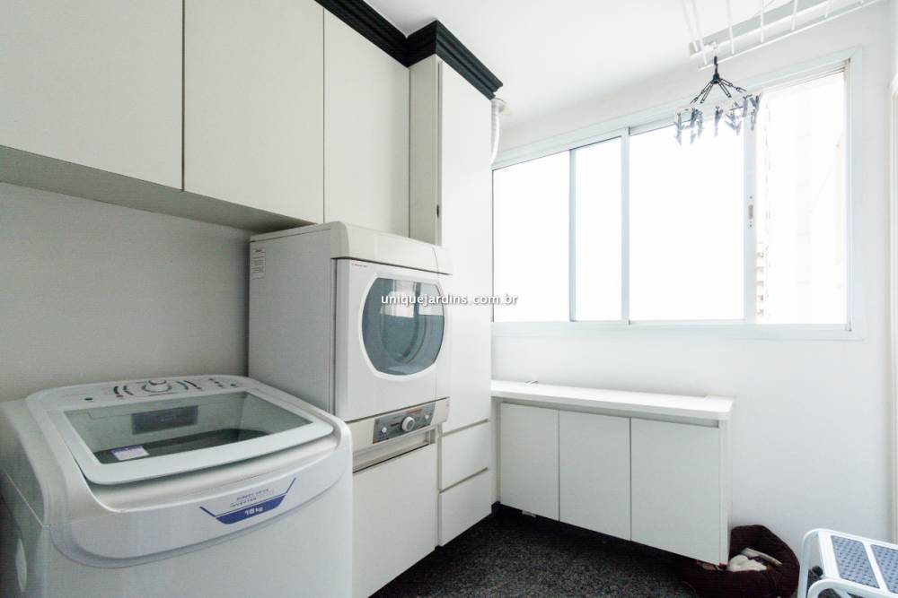 Apartamento à venda na Avenida JurucêMoema - 999-apartamento-moema-sao-paulo-142056-18.jpg