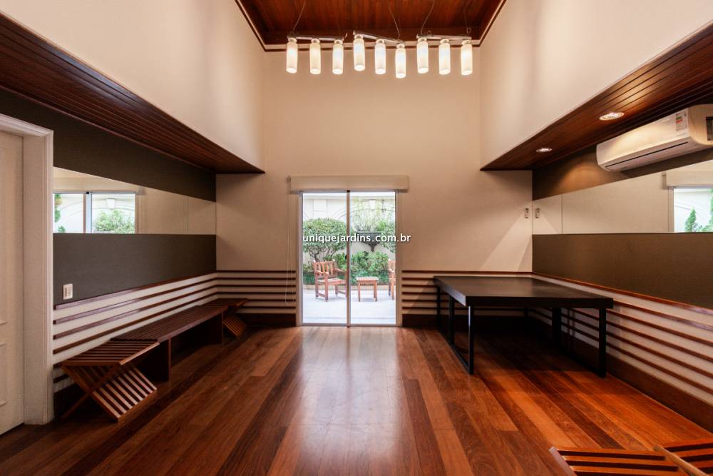 Apartamento à venda na Avenida JurucêMoema - 999-apartamento-moema-sao-paulo-142117-11.jpg