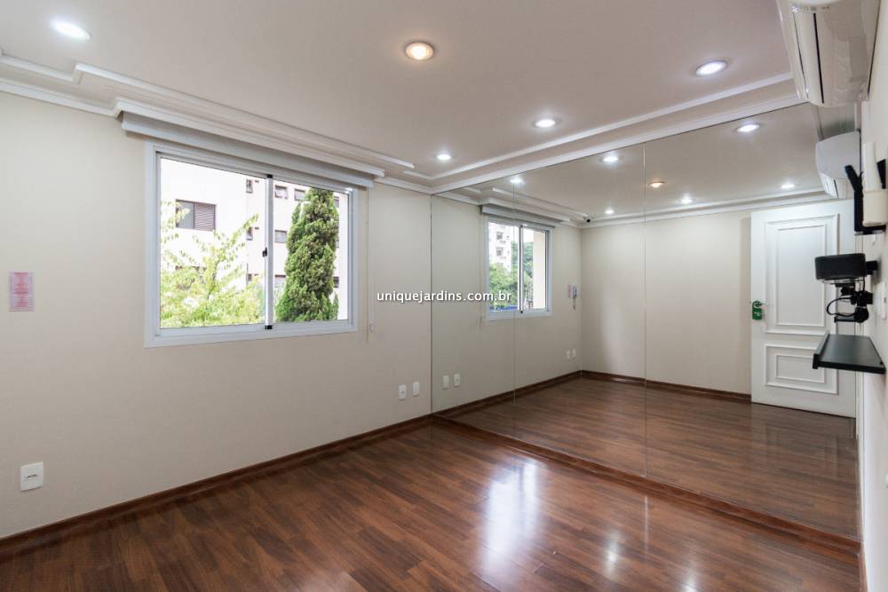 Apartamento à venda na Avenida JurucêMoema - 999-apartamento-moema-sao-paulo-142118-18.jpg
