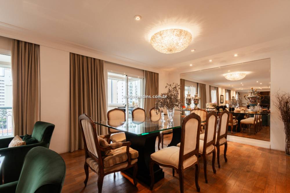 Apartamento à venda na Avenida JurucêMoema - apartamento-moema-sao-paulo-141943-2.jpg