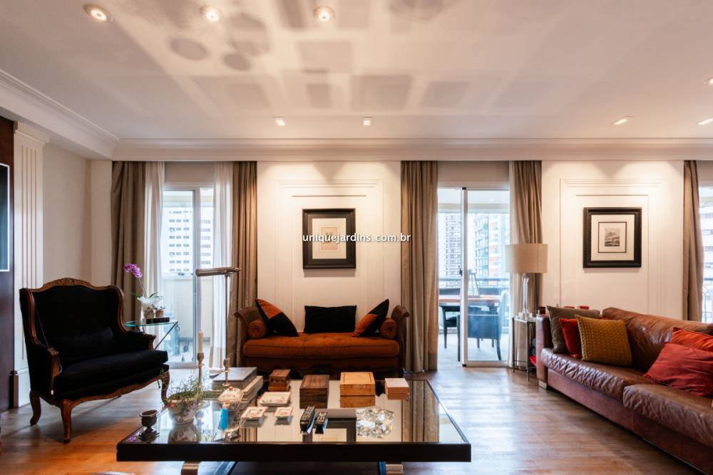 Apartamento à venda na Avenida JurucêMoema - apartamento-moema-sao-paulo-141943-6.jpg