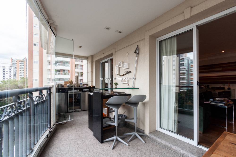 Apartamento à venda na Avenida JurucêMoema - apartamento-moema-sao-paulo-141945-12.jpg