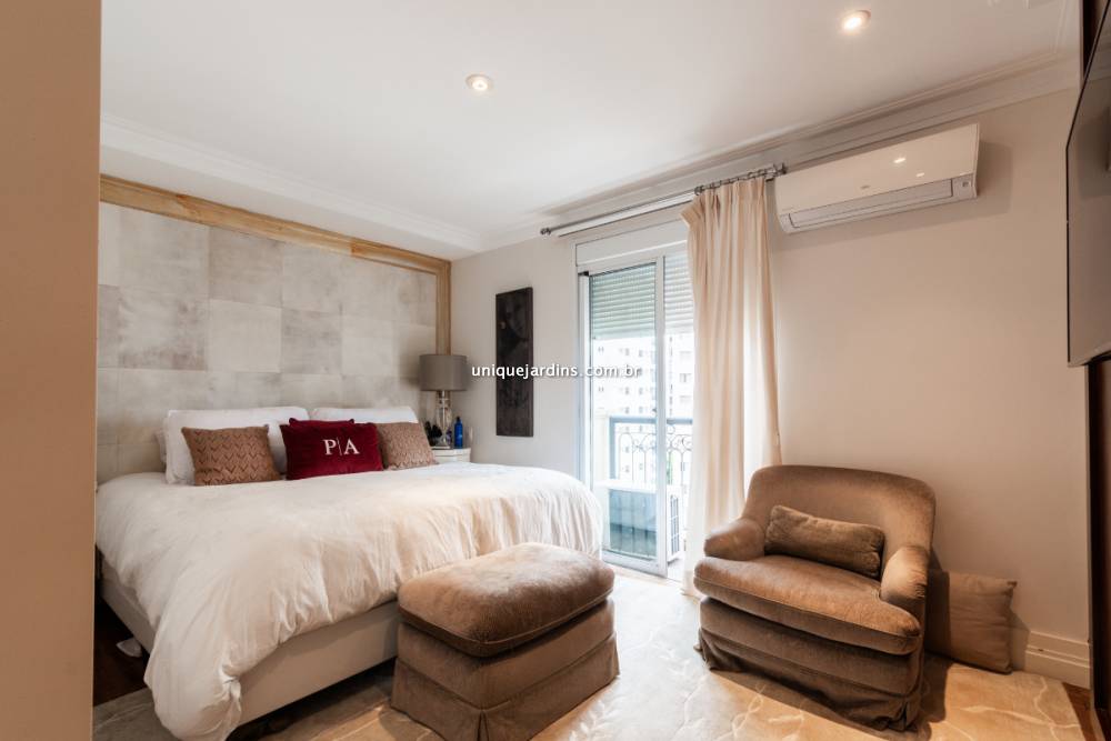 Apartamento à venda na Avenida JurucêMoema - apartamento-moema-sao-paulo-141945-14.jpg