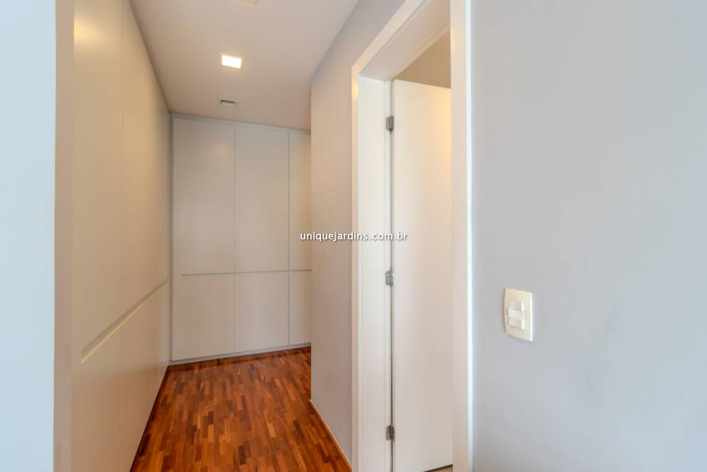 Apartamento à venda na Rua Gabriele D'AnnunzioCampo Belo - 999-apartamento-campo-belo-sao-paulo-144029-2.jpg