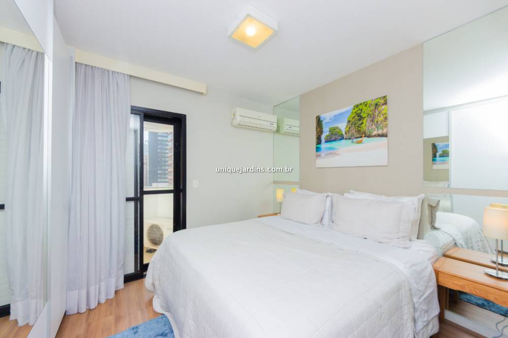 Apartamento à venda na Rua HelenaVila Olímpia - 999-apartamento-vila-olimpia-sao-paulo-204606-1.jpg