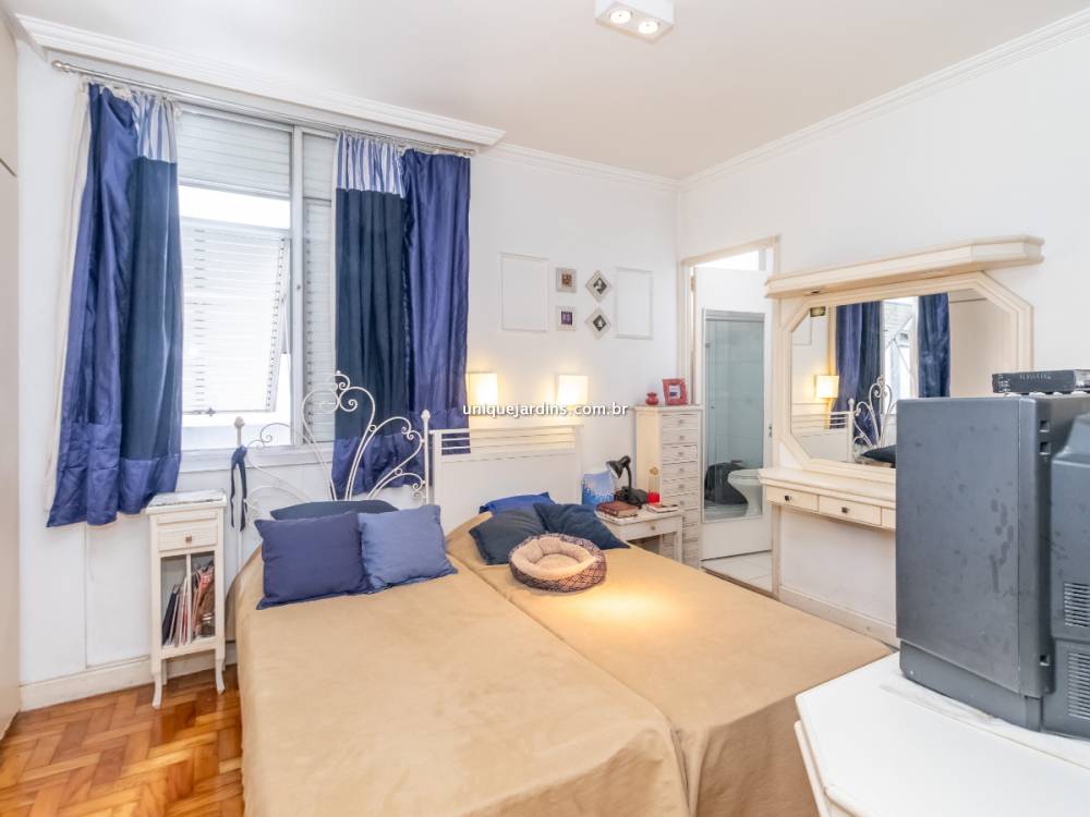 Apartamento à venda na Rua ItacemaItaim Bibi - 999-apartamento-itaim-bibi-sao-paulo-205802-3.jpg