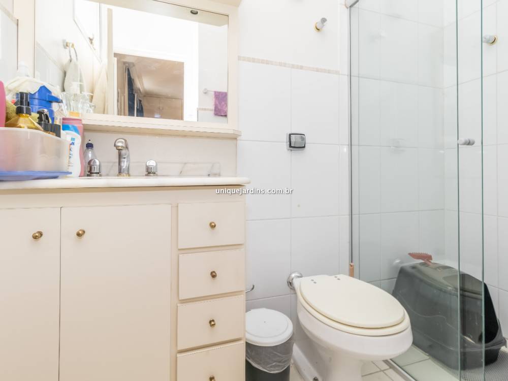 Apartamento à venda na Rua ItacemaItaim Bibi - 999-apartamento-itaim-bibi-sao-paulo-205802-4.jpg