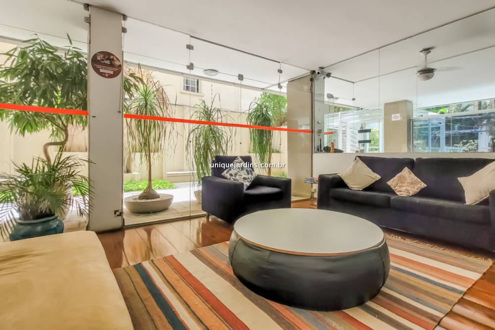 Apartamento à venda na Rua ItacemaItaim Bibi - 999-apartamento-itaim-bibi-sao-paulo-205934-1.jpg