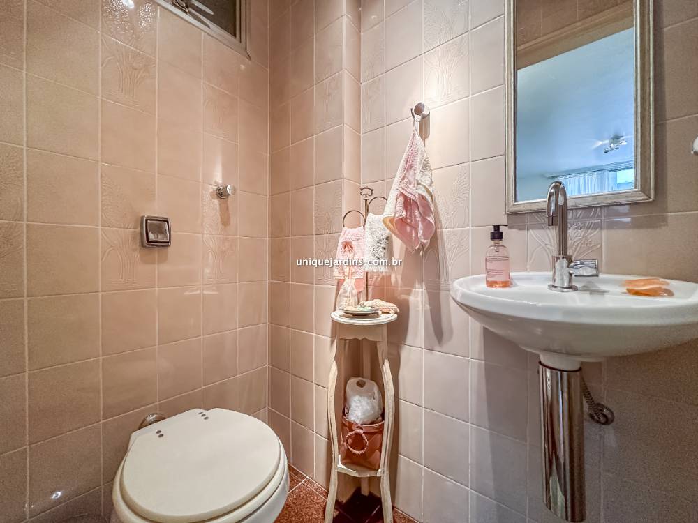 Apartamento à venda na Rua ItacemaItaim Bibi - apartamento-itaim-bibi-sao-paulo-205626-18.jpg