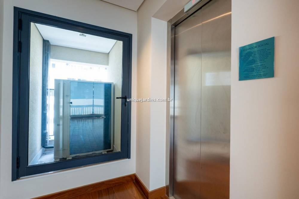 Apartamento à venda na Rua Doutor Eduardo de Souza AranhaVila Olímpia - 999-apartamento-vila-olimpia-sao-paulo-133659-17.jpg