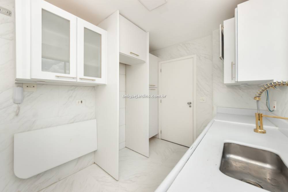 Apartamento à venda na Avenida JacutingaMoema - 999-apartamento-moema-sao-paulo-102345-3.jpg