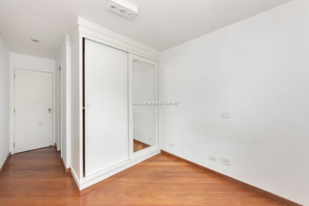 Apartamento à venda na Avenida JacutingaMoema - apartamento-moema-sao-paulo-102311-10.jpg